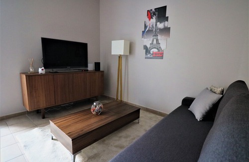 Aubervilliers Apartment | Appartement Premium - Paris Stade de France (Terrasse + Parking)