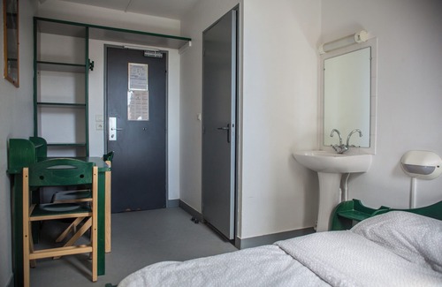 Saint Blaise Hostel | Auberge Jeunesse HI Paris - Le d’Artagnan