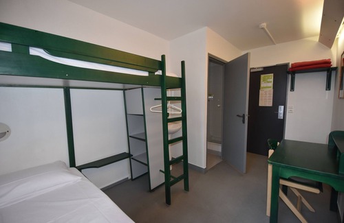 Saint Blaise Hostel | Auberge Jeunesse HI Paris - Le d’Artagnan
