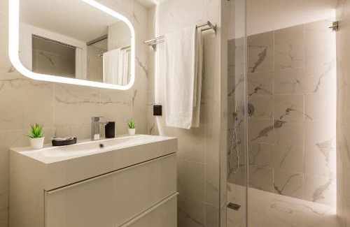 15th Arrondissement Apartment | B6 Loft Duplex 175Blo-Paris Convention