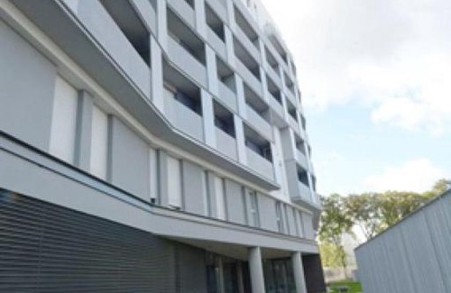 Gentilly Apartment | badedi