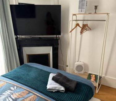 Ternes Apartment | Beautiful Rooms nearby Champs Elysées
