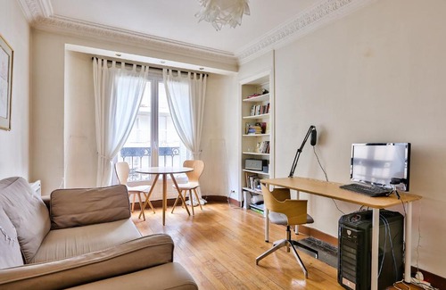 Quartier de la Maison-Blanche Apartment | Beautiful sunny two-room apartment with balcony *Paris 13*
