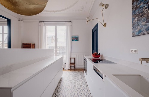 Parchamp–Albert Kahn Apartment | Blue & White Brilliance, by Veeve