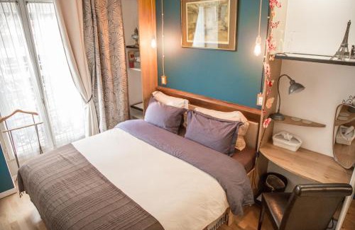 Quartier de la Porte-Saint-Denis House | Cédric hosts ! A Home in Paris
