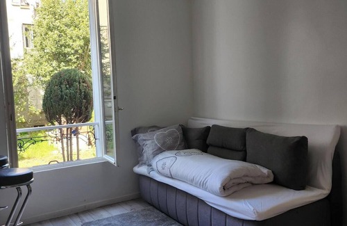 Villeneuve-Saint-Georges Apartment | Charming Apartment