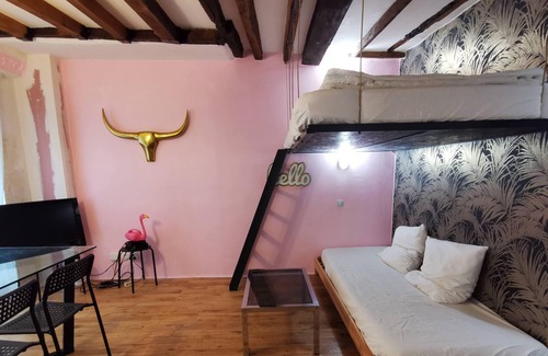 Epinettes Apartment | Charming 30m² district of BATIGNOLLES