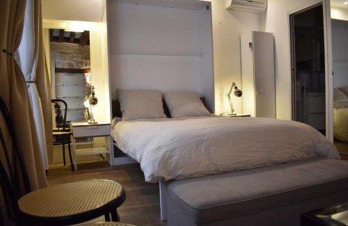 Arts-et-Metiers Apartment | Charming studio near République and Le Marais