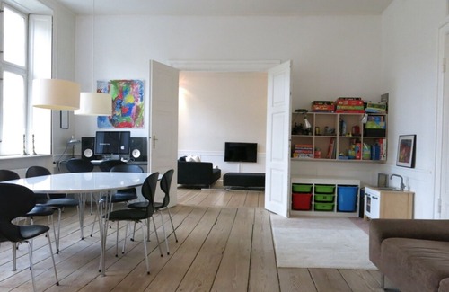 Christianshavn Apartment | City Apartment in Copenhagen with 2 bedrooms sleeps 5