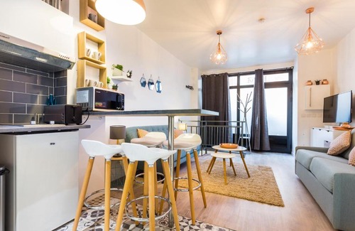 18th Arrondissement Apartment | CMG Sacre Coeur__Hermel