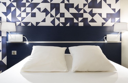 Louis Bertrand-Mirabeau-Semard Hotel | Comfort Hotel Paris Porte d'Ivry