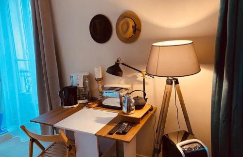 Grenelle Apartment | Comfortable studio near the Eiffel Tower