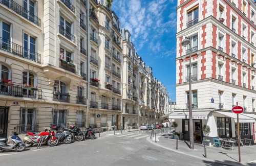 Quartier de la Salpetriere Apartment | Cosy Apartment near Jardin des Plantes by GuestReady