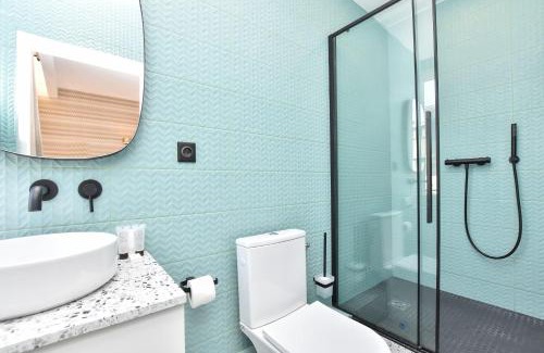 Quartier de Javel Apartment | Cosy Bedroom - Tour Eiffel Champs de Mars