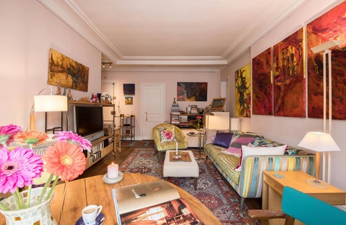 Quartier de l'Ecole-Militaire Apartment | Discover Central Paris from an Artsy Private Apartment at Invalides Eiffel Tower