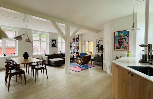 Christianshavn Apartment | 82 m² Apartment ∙ 1 bedroom ∙ 2 guests