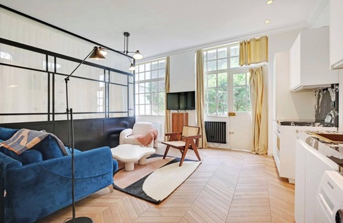 Notre-Dame-des-Champs Apartment | ELEGANT PARISIAN : 3-BED RETREAT IN THE HEART OF SAINT GERMAIN -RUECHERCHE MIDI