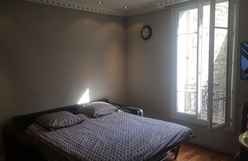Porte-Dauphine Apartment | Exclusive Eiffel Tower