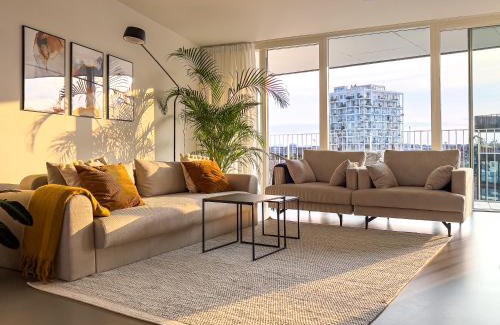 Amager Apartment | Exclusive Penthouse with Sunset Views