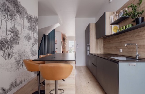 Prince–Marmottan Apartment | Eyes Towards the Eiffel, by Veeve