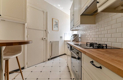 Batignolles Apartment | Florence St. Lazare 2 bedroom apartment