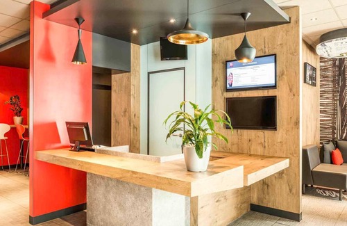 Billancourt–Rives de Seine Hotel | 13 m² Hotel ∙ 127 guests