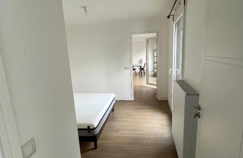 Prince–Marmottan Apartment | Fully Furnished 1 Bedroom Apartment Suite 54 Sqm