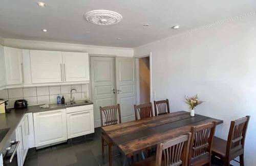 Amager Apartment | Fully furnished room with shared kitchen and bathroom 3