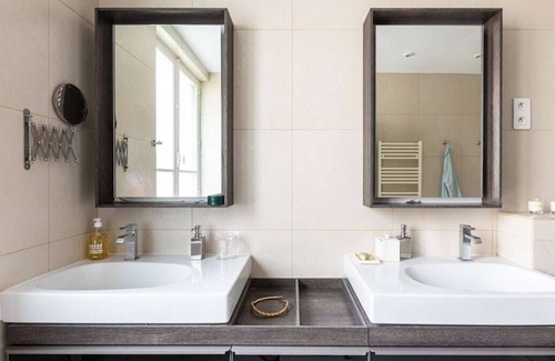 Porte-Dauphine Apartment | Gorgeous Paris Trocadero