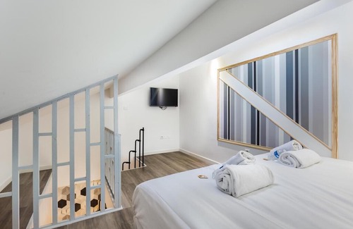 Malakoff Apartment | Grand Luxe Duplex 5 minutes from Paris -Parc des Expositions- holiday / business trip