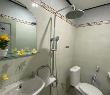 Kartika Plaza House | Guest House Pondok Puspa Ayu