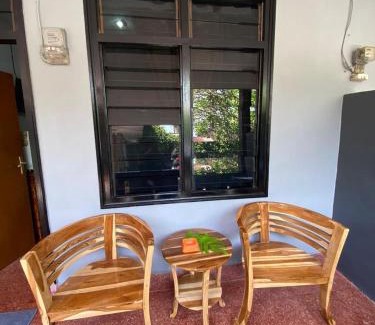 Kartika Plaza House | Guest House Pondok Puspa Ayu