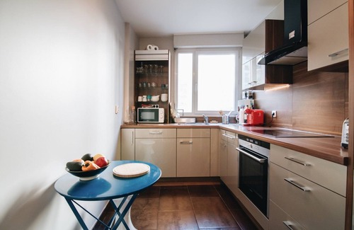 Combat Apartment | GuestReady - Artistic Cocoon near Buttes Chaumont