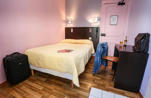 Clignancourt Hostel | Hostel ∙ 10 guests