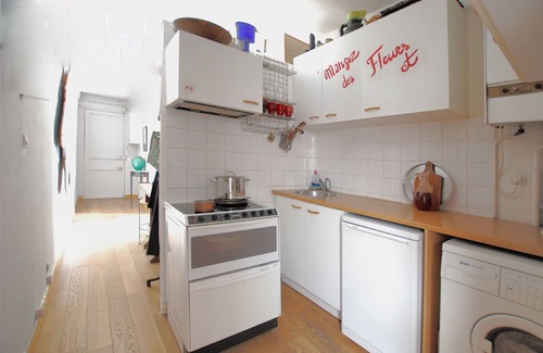 Montmartre Apartment | In Montmartre, lovely 2 rooms in a charming parisien flat. No instant booking