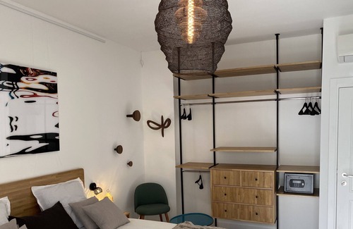 Le Plessis-Robinson House | La Maison de Robinson