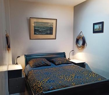 Gare Bed & Breakfast | La Maison Rouge