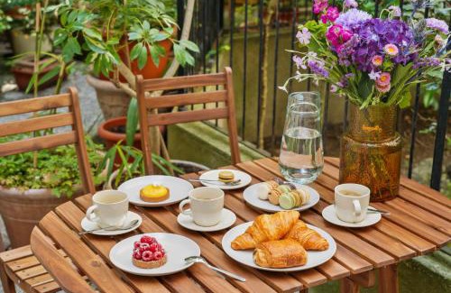 Auteuil Apartment | Lavie Maison AC and Terrace