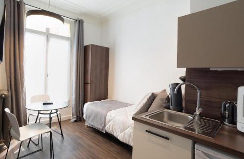 17th Arrondissement Apartment | Les cles du 27 Paris