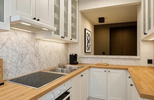 Saint-Thomas-d'Aquin Apartment | Luxurious Flat in Saint-Germain-des-Prés