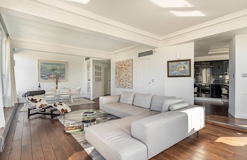 Grenelle Apartment | Luxury apartment near the Eiffel Tower