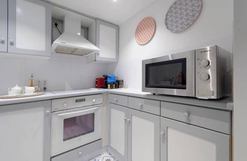 4th Arrondissement Apartment | Luxury one bedroom, Heart of Marais