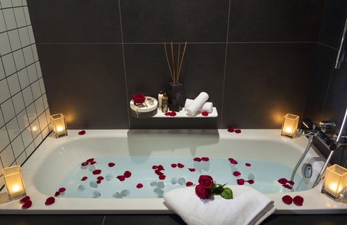 Gambetta Hotel | Melia Paris La Defense