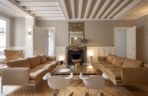 16th Arrondissement Apartment | New Luxury Parisian Appartement near Eiffel Tower