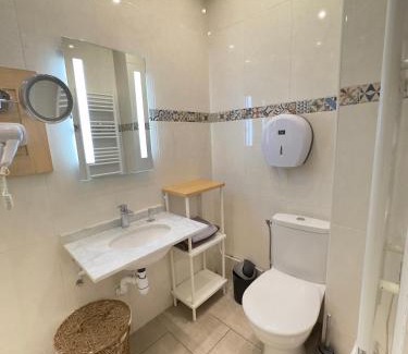 Saint-Lambert Apartment | Paris 15 Studio Ground Floor