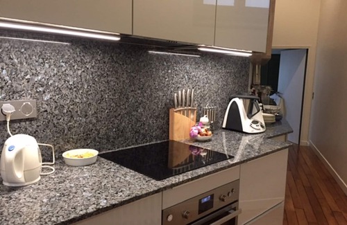 Quartier de la Plaine-de-Monceaux Apartment | PARIS❤️ROYAL WAGRAM❤️ CHAMPS-ELYSEES ❤️4/5 Bdr*6/12P*