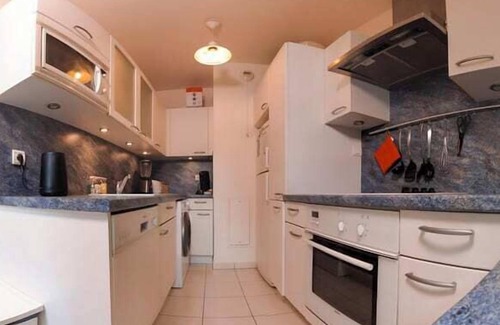 Ternes Apartment | Passage des Acacias | Cozy 1 Bedroom in Paris