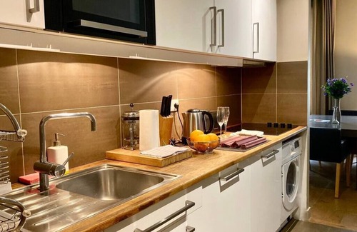 Les Halles Apartment | Perfect Louvre 3BR 17thC charm in 5-star location