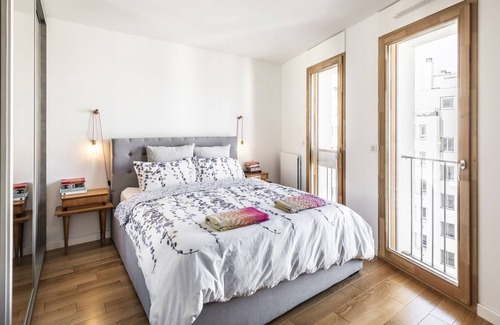 Quartier de Javel Condo | Perfect spacious 2bed with incredible Eiffel Tower view