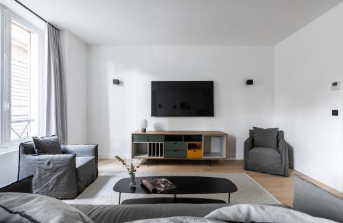 Odeon Apartment | Pick A Flat's Apartment in Saint Germain - Rue Corneille